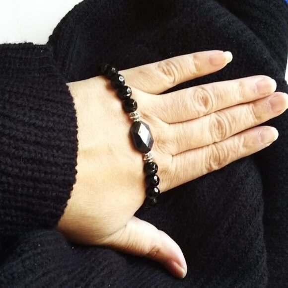 Not Your Boring Black Blahblah Bracelet! Sexy Goth, Glam Stretch Bracelet - Picture 1 of 8